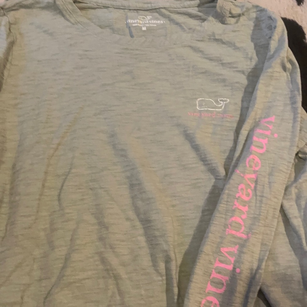 Vineyard vines